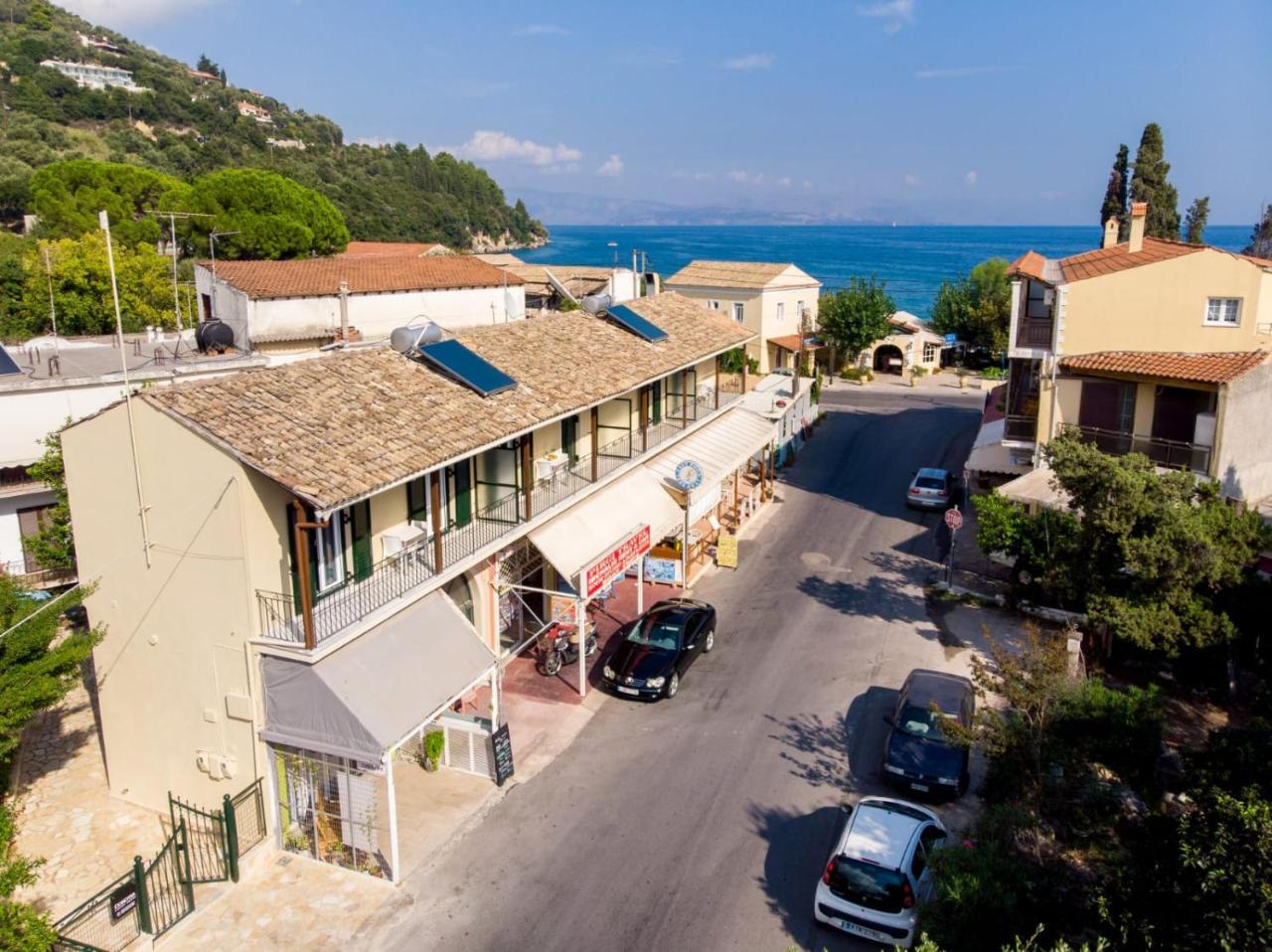 Dorotea Luxury Rooms Ypsos Exterior photo