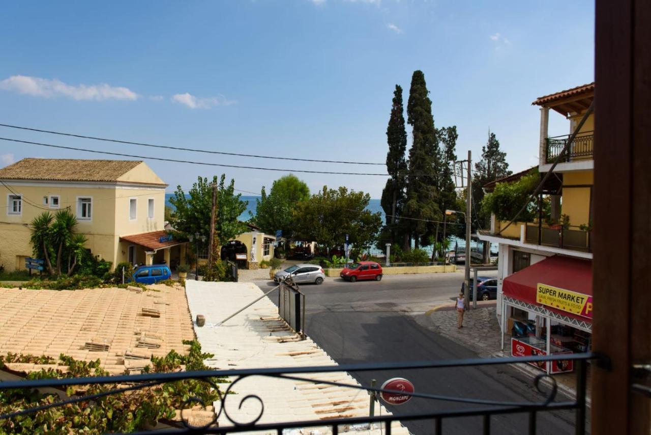 Dorotea Luxury Rooms Ypsos Exterior photo